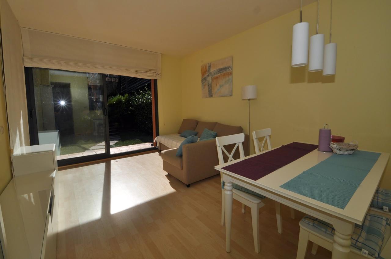 Apartament Katrina Lloretholiday Lägenhet Lloret de Mar Exteriör bild